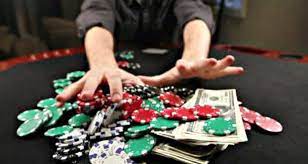 Онлайн казино Casino Roy Spins